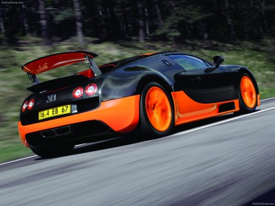 Bugatti-Veyron_Super_Sport_2011_1600x1200_wallpaper_07.jpg